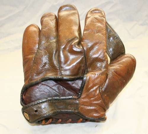 McDonald Wilker Wilco Full Web Dark Back